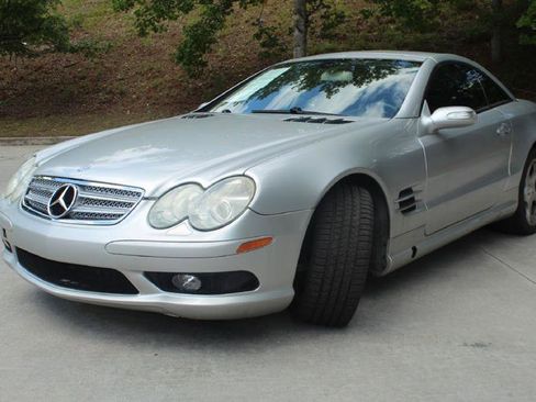 Used 2005 Mercedes-Benz SL 500 image 3