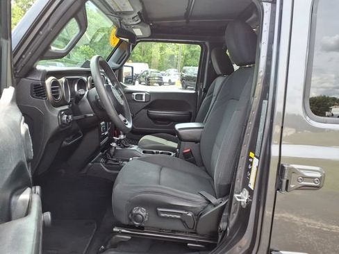 Used 2020 Jeep Wrangler Unlimited Sport AWD/4WD image 13