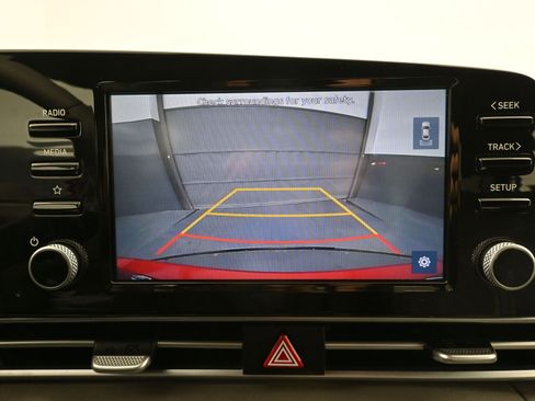 Used 2021 Hyundai Elantra SEL w/ Convenience Package image 15