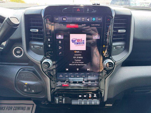 Used 2025 RAM 3500 Tradesman AWD/4WD image 22