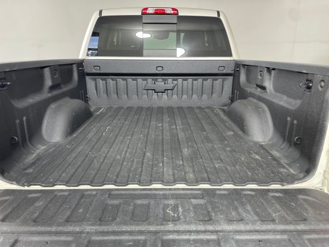 Used 2015 Chevrolet Silverado 1500 High Country w/ High Country Premium Package AWD/4WD image 16