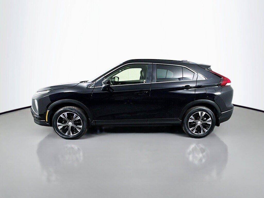 Used 2022 Mitsubishi Eclipse Cross SE AWD/4WD image 2