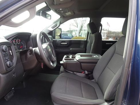 Certified 2022 Chevrolet Silverado 2500 Custom w/ Custom Value Package image 10