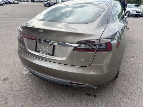 Used 2015 Tesla Model S 70D AWD/4WD image 8
