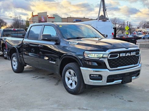 New 2025 RAM 1500 2WD Crew Cab image 6