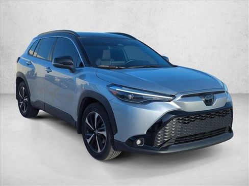 Certified 2025 Toyota Corolla Cross AWD Hybrid w/ Convenience Package image 4