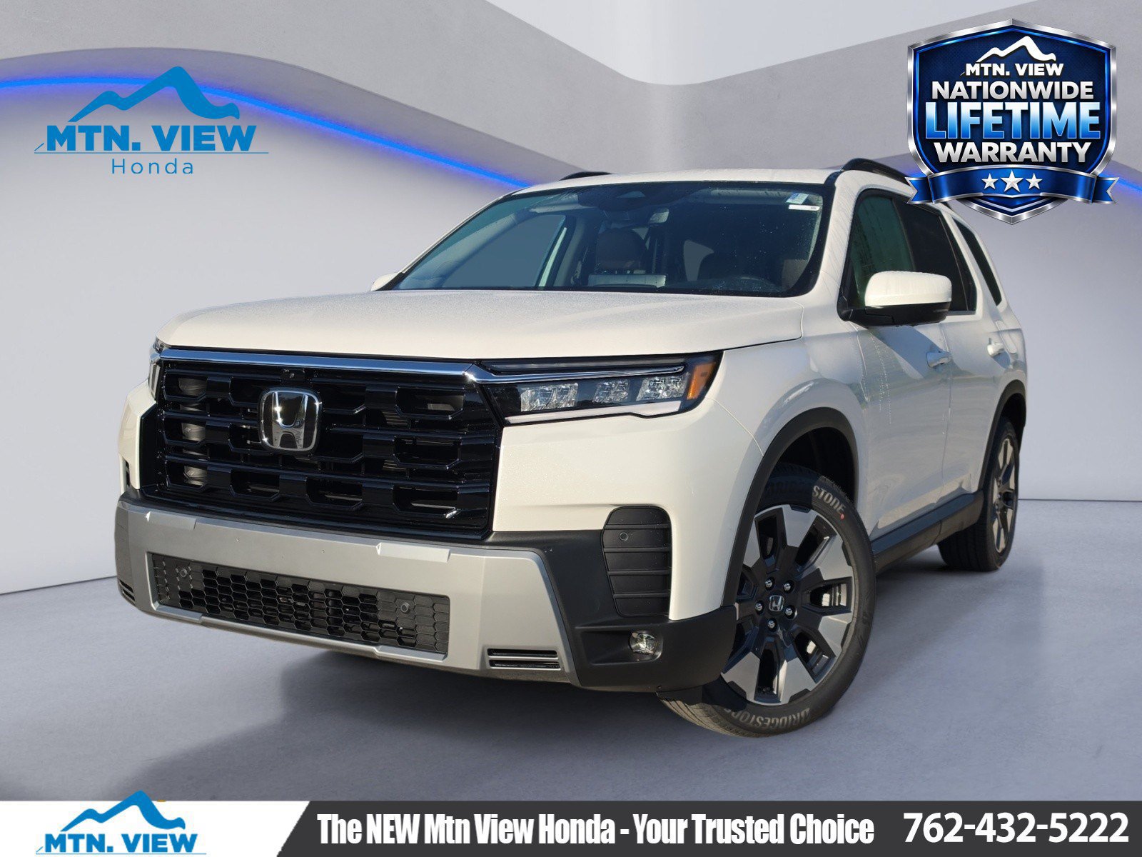 New 2026 Honda Pilot Touring image 1
