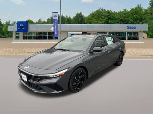 New 2026 Hyundai Elantra SEL Sport Premium FWD image 2