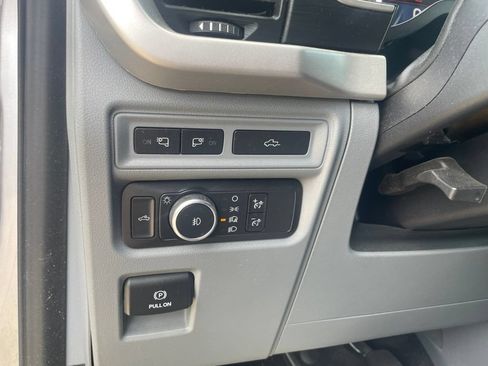 Used 2021 Ford F150 XLT w/ Equipment Group 302A High AWD/4WD image 17
