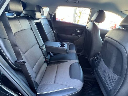 Used 2019 Kia Niro EX w/ Cold Weather Package 2.0 FWD image 20