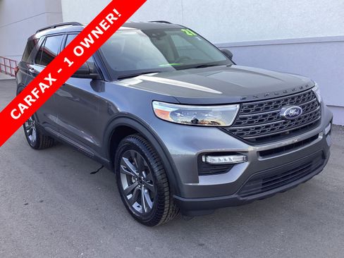Used 2021 Ford Explorer XLT w/ Equipment Group 202A image 2