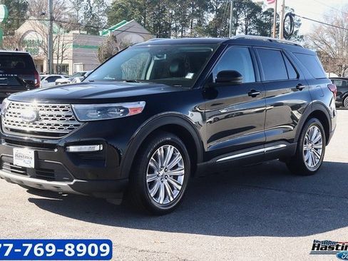 Used 2022 Ford Explorer Limited w/ Equipment Group 301A image 3