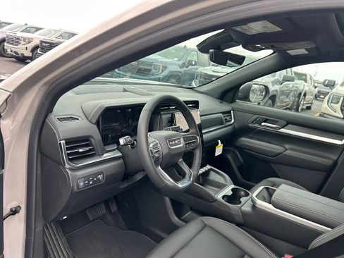 New 2026 GMC Terrain Elevation w/ Elevation Premium Package AWD/4WD image 19