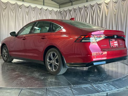 Used 2024 Honda Accord EX-L image 7