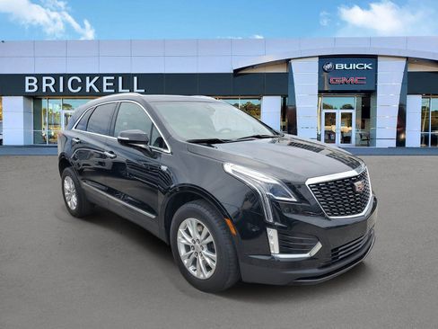 Used 2023 Cadillac XT5 Luxury FWD image 2