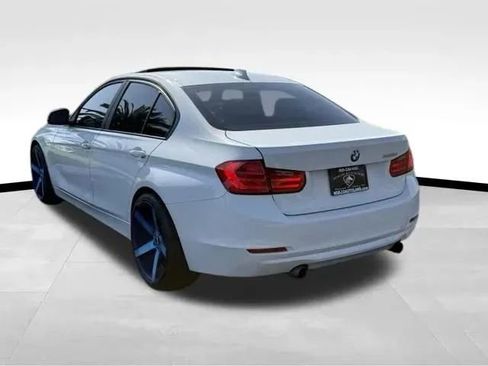 Used 2013 BMW 335i Sedan RWD image 4