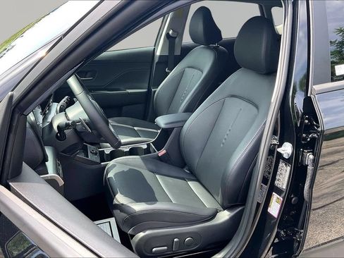 Used 2026 Hyundai Kona SEL Premium FWD image 24