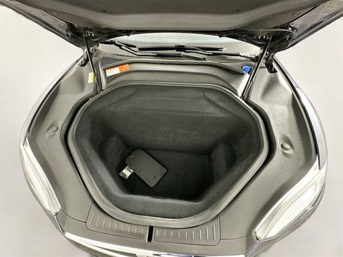 Used 2016 Tesla Model S 70D image 31
