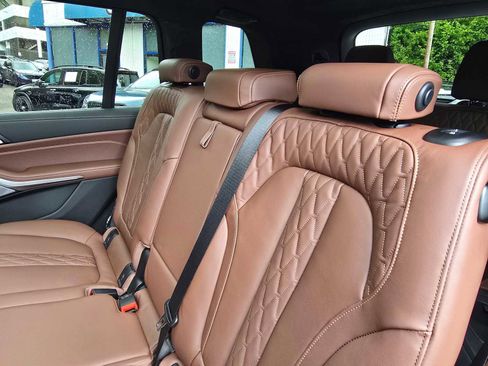 New 2026 BMW X7 M60i AWD/4WD image 17