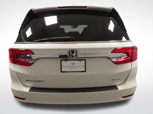 Used 2019 Honda Odyssey Elite image 4