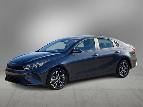 Used 2024 Kia Forte LXS image 1