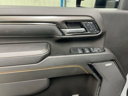 Used 2024 GMC Sierra 2500 AT4 w/ AT4 Premium Plus Package AWD/4WD image 22
