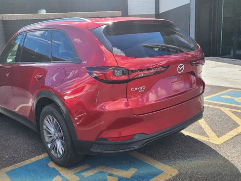 Used 2024 MAZDA CX-90 3.3 Turbo w/ Preferred Plus image 4
