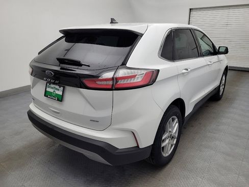 Used 2023 Ford Edge SEL image 9