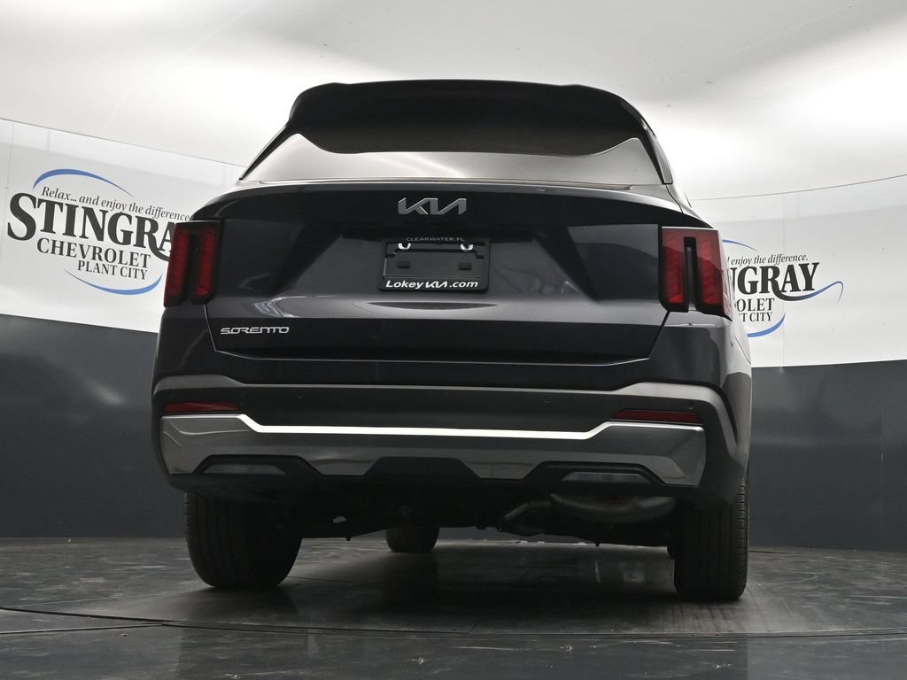 Used 2025 Kia Sorento S w/ Panoramic Sunroof Package FWD image 31