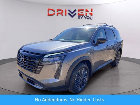 New 2026 Nissan Pathfinder SL w/ SL Premium Package FWD image 1