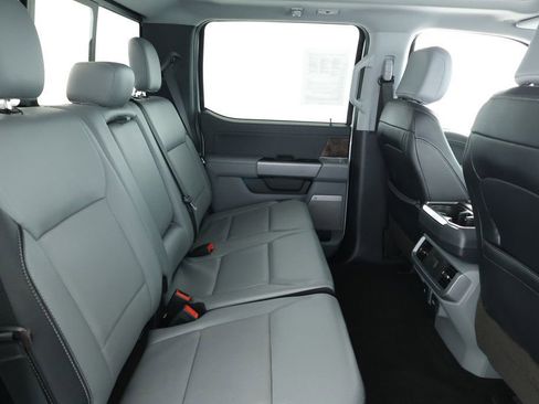 Used 2022 Ford F150 Lariat w/ Equipment Group 501A Mid image 21