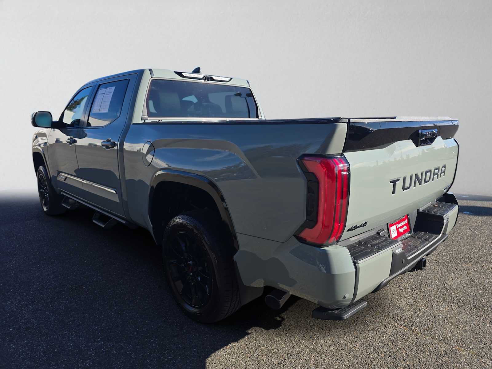 New 2025 Toyota Tundra Platinum w/ TRD Off-Road Package AWD/4WD image 5