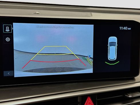 Used 2024 Kia Sorento S image 23