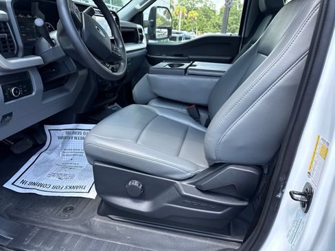 Used 2025 Ford F350 XL AWD/4WD image 13