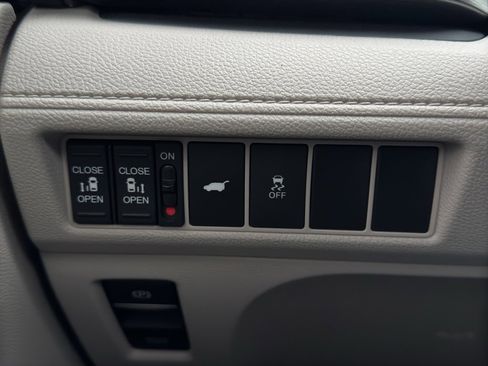 Used 2025 Honda Odyssey EX-L image 29