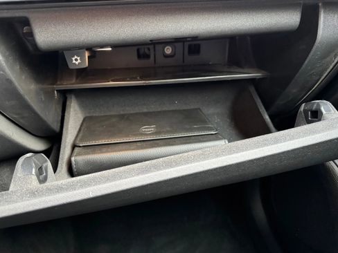 Used 2018 Volvo XC90 T6 Momentum w/ Convenience Package image 39