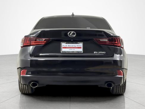 Used 2015 Lexus IS 250 RWD image 4