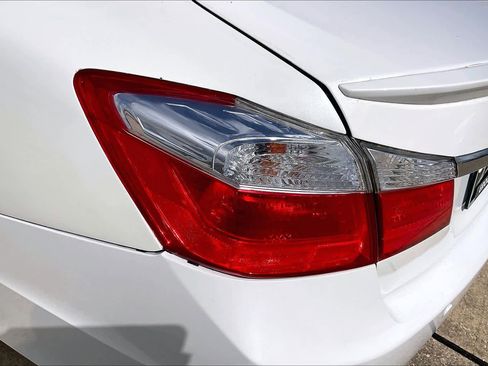 Used 2015 Honda Accord Sport image 28