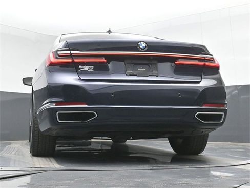 Used 2020 BMW 740i xDrive 740i xDrive w/ Cold Weather Package image 55