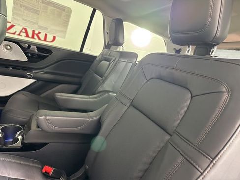 New 2026 Lincoln Aviator Reserve w/ Luxury Package image 17