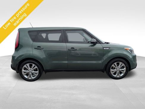 Used 2014 Kia Soul + FWD image 6