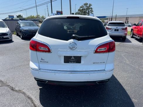 Used 2017 Buick Enclave Leather FWD image 4