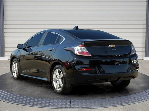 Used 2018 Chevrolet Volt LT image 5