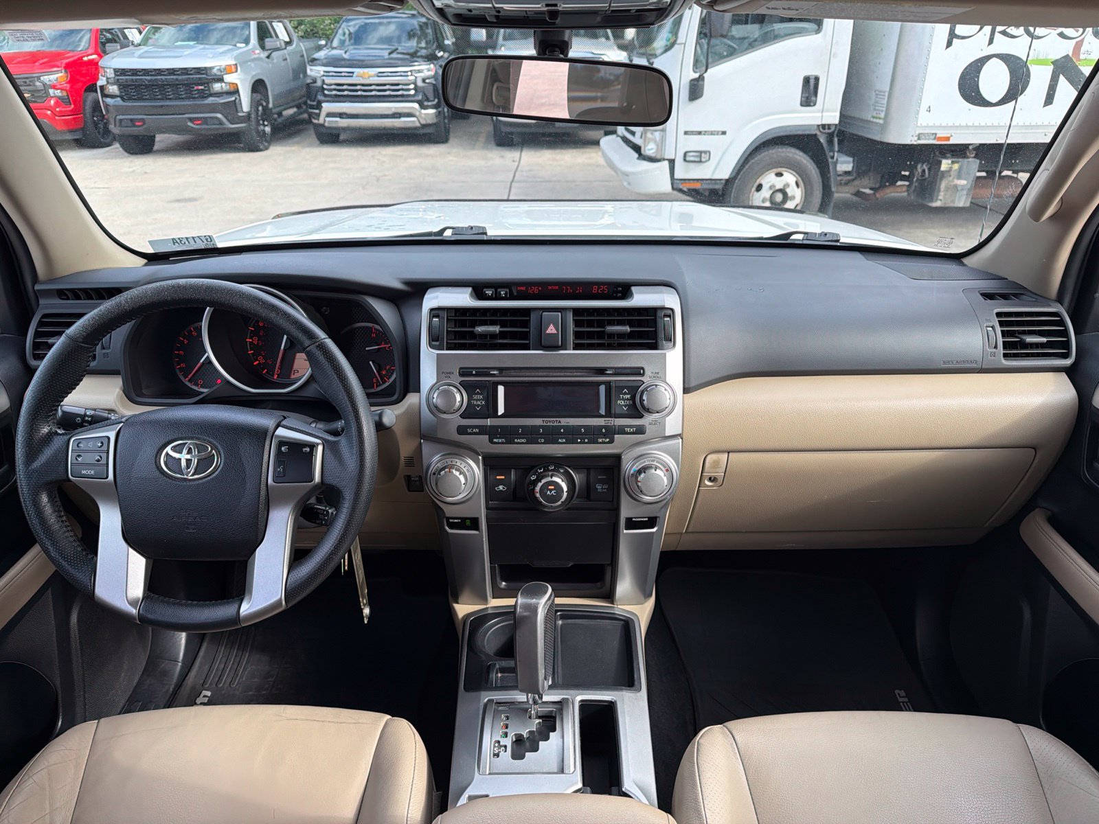 Used 2011 Toyota 4Runner SR5 w/ Premium Pkg w/Leather RWD image 9