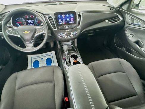 Used 2024 Chevrolet Malibu LT FWD image 25