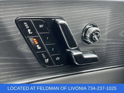 Used 2024 Cadillac Lyriq Sport image 36