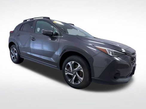 Used 2026 Subaru Crosstrek 2.5i Premium AWD/4WD image 2