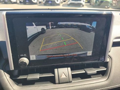 Used 2024 Kia Sportage EX FWD image 21