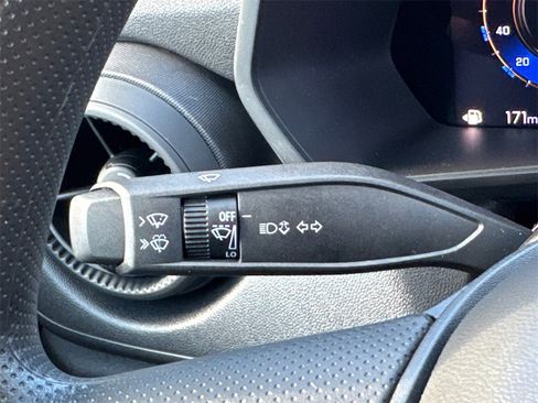 Used 2025 Chevrolet Colorado W/T image 31