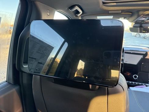 New 2026 GMC Yukon XL Elevation w/ Elevation Premium Package image 14